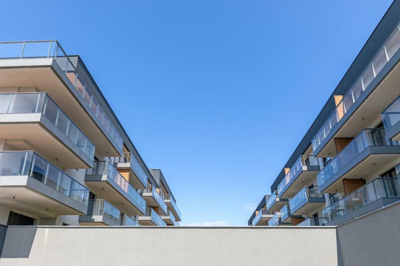 Apartamenty Gardenia Seaside By Noclegi Renters Dziwnów Exteriör bild